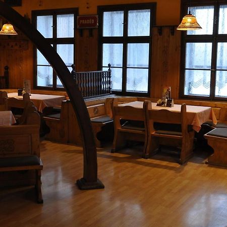 Hotel Praded Rýmařov Zewnętrze zdjęcie